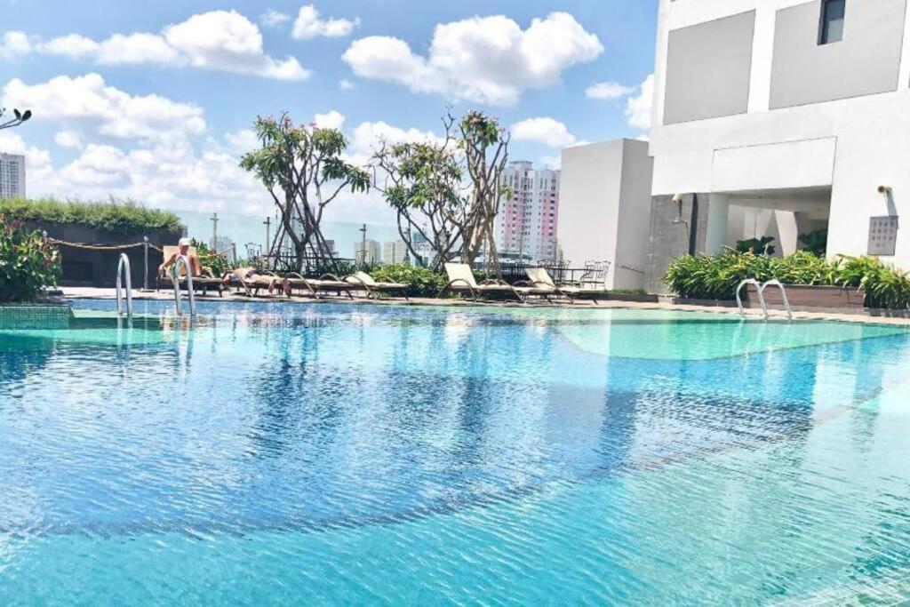 Rivergate Near Bui Vien Street Appartement *